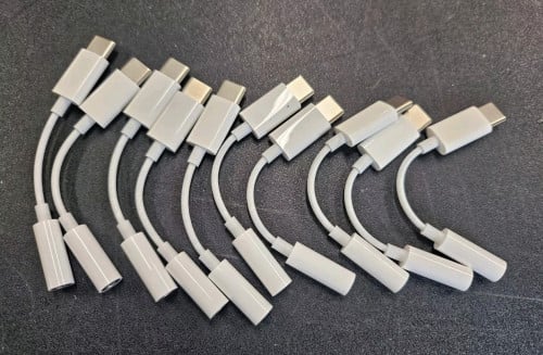 ឌុយត USB-C to 3.5mm Original From Apple