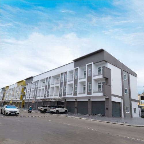 ផ្ទះអាជីវកម្មជួលផ្លូវ 15m