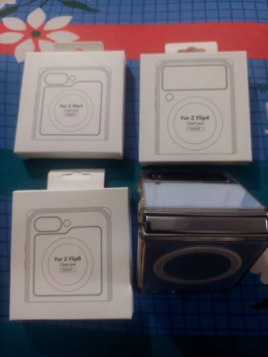 ស្រោមទូរស័ព្ទសាំស៊ុង Flip សេរី