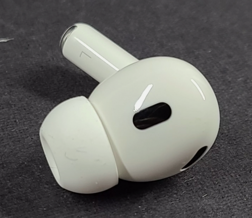 មានលក់គ្រាប់កាស​AirPods Pro 2nd USB-C សម្រាប់អ្នកបាត់គ្រាប់កាសឬខូចមួយចំហៀង​