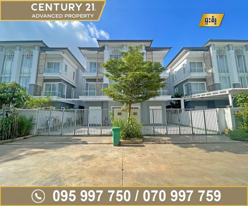 🏘 វីឡាភ្លោះ (Villa Twin) ផ្ទះមានដេគ័រឈើ ក្នុងបុរី វ៉ារីណា​ដឹសែនសុខ ត្រូវការលក់បន្ទាន់ខ្លាំង