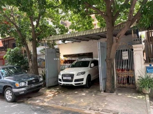 ផ្ទះអាជីវកម្មសម្រាប់លក់