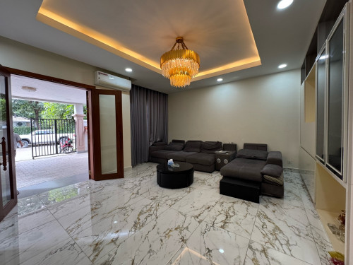 វីឡាភ្លោះ TB សម្រាប់ជួល | Twin Villa TB for Rent (ដឹស្ដាដាយមិន|The star diamond)