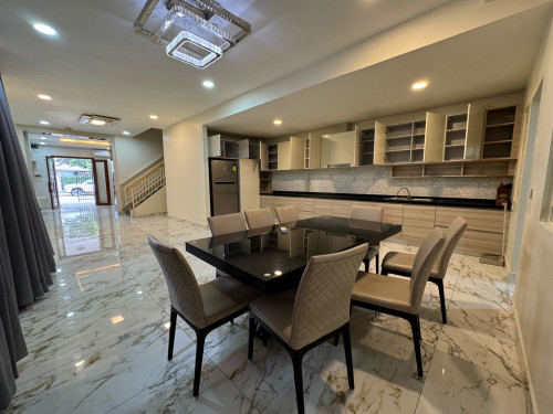 វីឡាភ្លោះ TB សម្រាប់ជួល | Twin Villa TB for Rent (ដឹស្ដាដាយមិន|The star diamond)