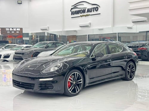 2014 PORSCHE PANAMERA 4S