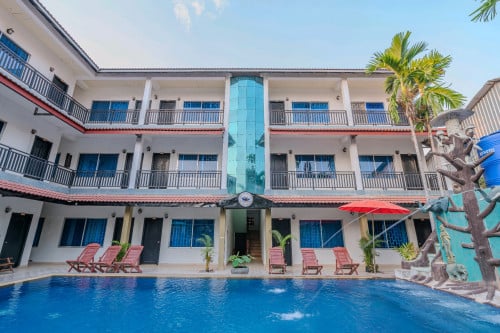 បន្ទប់ជួលខែ Room For Rent