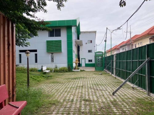 ឃ្លាំងការិយាល័យ និងដីសម្រាប់ជួល​ នៅទួលសង្កែOffice​ Warehouse & Land for Rent, Toul Sangkae