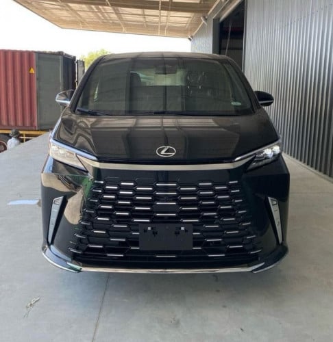 LM350h 2026 VIP Full Europe 4កៅអី ក្នុងខ្មៅBlack មានឡានស្រាប់