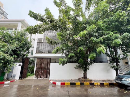 5+2 Bedroom | Pool Villa for Rent in Borey Elite Town ( Koh Pich )