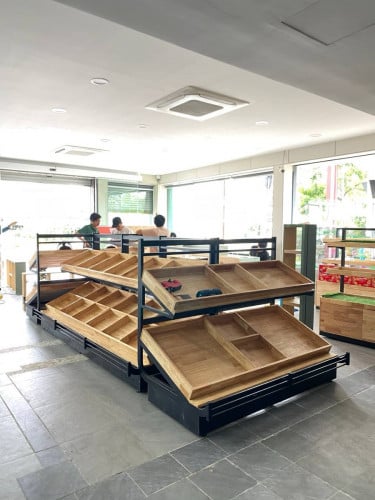 ធ្នើរតាំងបន្លែ ផ្លែឈើ នំកញ្ចប់/Mart Shelf