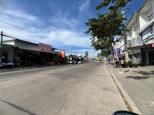 ឃ្លាំងសម្រាប់ជួលនៅសង្កាត់ក្រាំងធ្នង់ / Warehouse for rent at Sangkat Krang Thnung