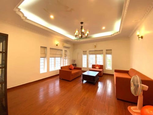 Villa for Rent in BKK1