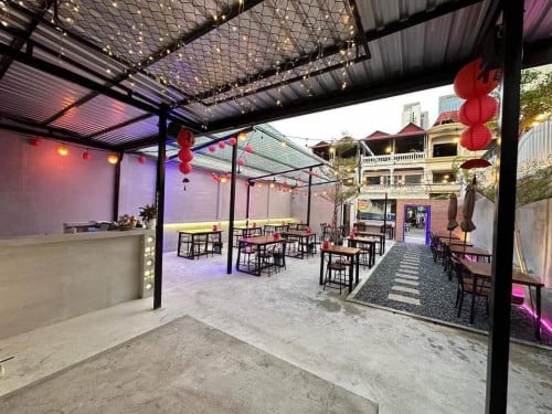 land and house for sale