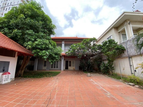 វីឡាសម្រាប់លក់នៅសង្កាត់ផ្សារដើមថ្កូវ ខណ្ឌចំការមន