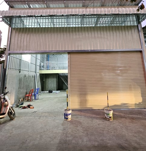 ផ្ទះជួលជិតវិហារចាមបឹងកក់ទទឹង៧ម៉ែតបណ្តោយ៩ម៉ែតកន្លះ