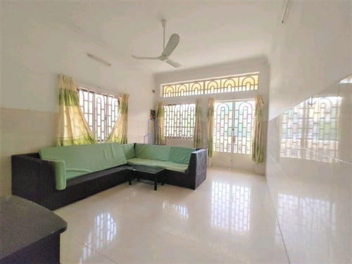 2 Bedrooms 2nd floor apartmentfor rent in Touk Kork area is available now