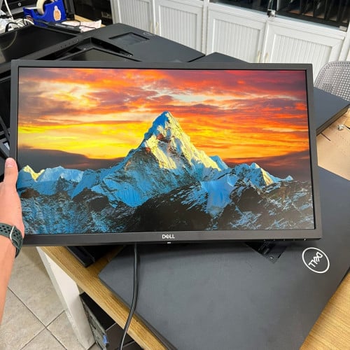 Monitor Dell 24” 2024 អត់ជើង