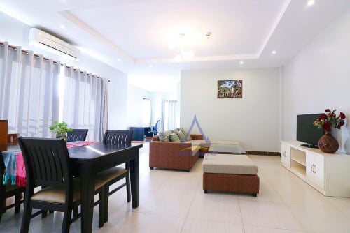 Spacious 2 bedrooms apartment with gym for rent South of Russian Market