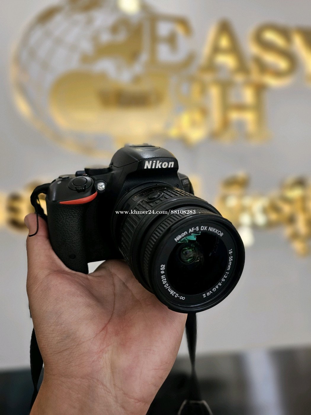 Nikon D5500 , Len Nikon 18-55mm Price $199 In Svay Dangkum, Krong Siem 