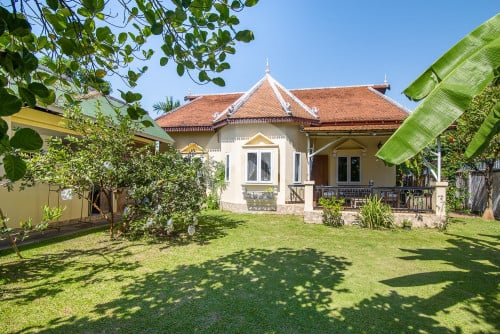 #សម្រាប់លក់ វីឡា 4ប​ន្ទប់គេង នៅក្រុងតាខ្មៅ ខេត្តកណ្តាល