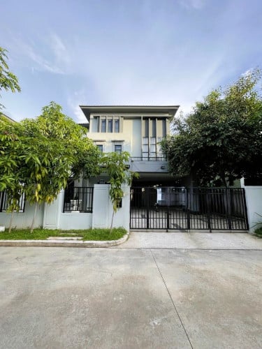 6 Bedroom Villa For Rent in Borey Chipmong 598