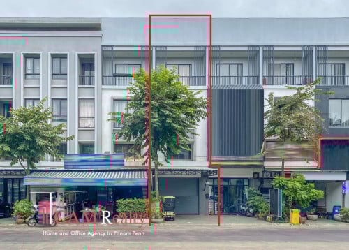 4 Bedrooms Shophouse For Rent In Gated Community Of Borey Chip Mong 598
