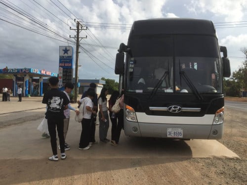 Tour bus for rent ឡានក្រុងជួល