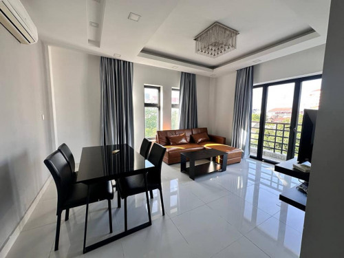 VINTAGE TWO BEDROOM FOR RENT ๐ฐ