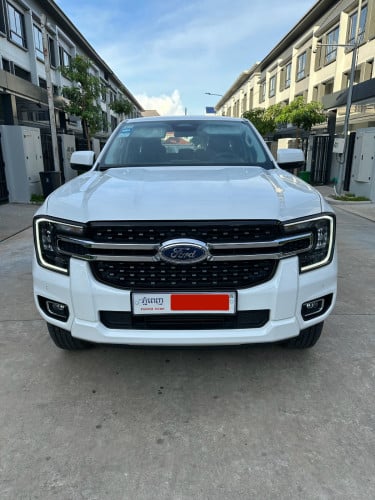 លក់ ប៉ាណាស៊ីន Ford XLT 2023