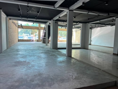 អគារសម្រាប់ជួលលើផ្លូវធំ ខណ្ឌទួលគោក - Showroom For Rent On Main Road​ Khan TUOL KORK