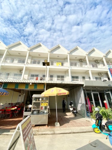 ផ្ទះល្វែងទីតាំងទួលពង្រជាប់ផ្លូូវធំ40m លក់បន្ទាន់