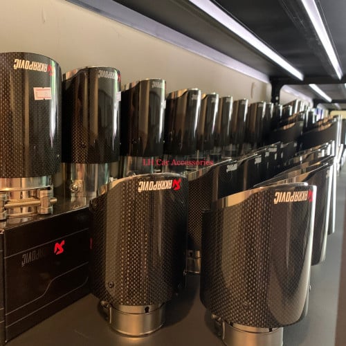 កន្ទុយសុីមាំងបញ្ជោតកាបោន​ Akrapovic