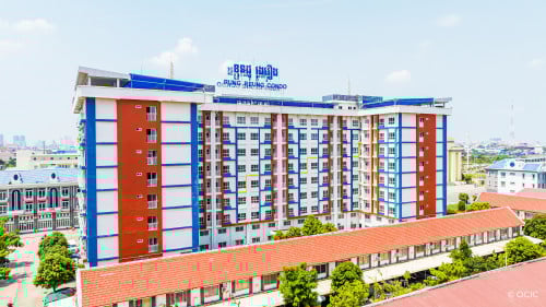 2 Bedroom Condo for Rent in Chroy Changvar