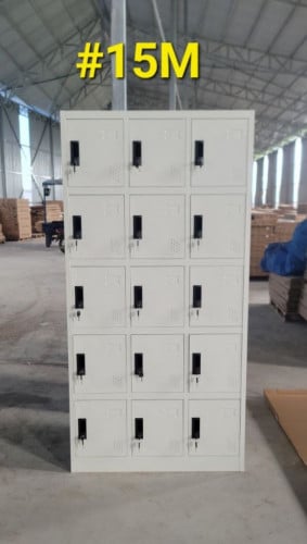 Locker 15 door