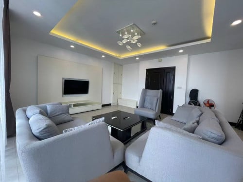 ✨Spacious 3-Bedroom Condo for Rent in Daun Penh| Wat Phnom