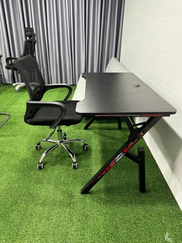 Table and chair office