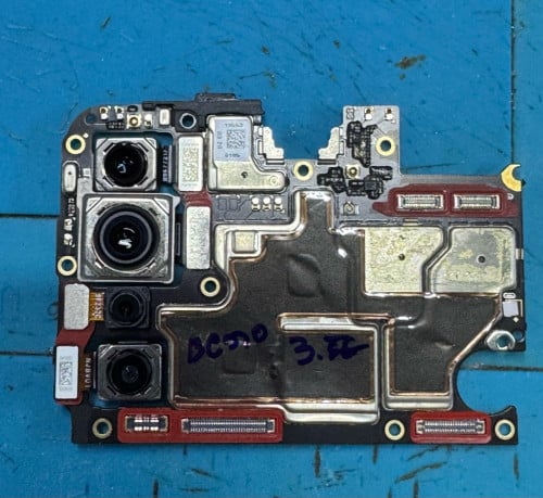 បត​ OPPO Reno 3 5G