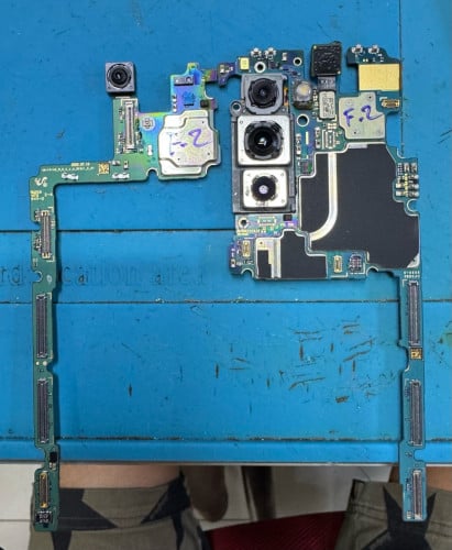 បត​ samsung Fold 2