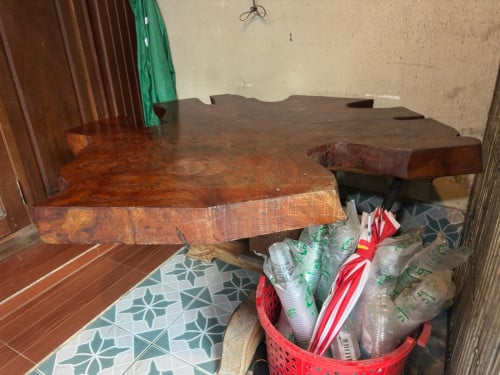 តុឈើបេងស្អាត