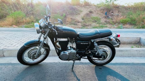 ម៉ូតូសម្រាប់លក់ ម៉ាក Suzuki Tempter (ST 400 Tempter)