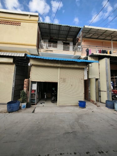 ផ្ទះលក់នៅព្រៃទាចោមចៅ មានបន្ទប់ជួល