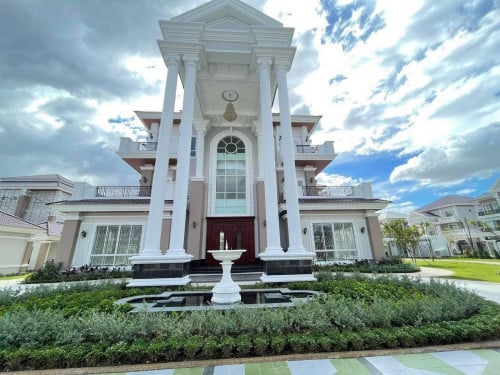 Villa King For Sale-Peng Hout Beong Snor