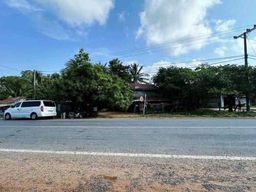 ដីលក់បន្ទាន់(កំពង់សោម)