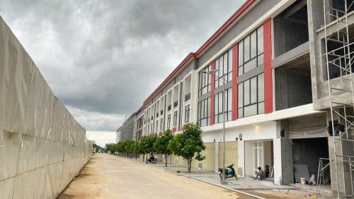 ផ្ទះលក់បន្ទាន់ តម្លៃក្រោមទីផ្សារ