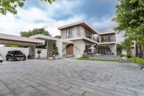 វីឡាដ៏ប្រណិតសំរាប់លក់ នៅព្រែកឯង