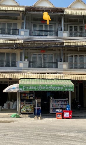 ផ្ទះអាជីវកម្មលើផ្លូវរដ្ឋ15m សម្រាប់លក់នៅបុរីហាយធិច2 ផ្ទះបែរមុខទៅទិសខាងកើតនៅសង្កាត់និរោធខណ្ឌច្បារអំពៅ