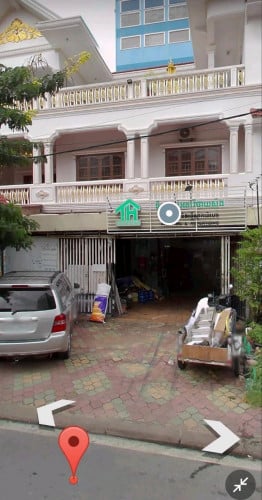 ផ្ទះជួលផ្ទាល់ដី 2ល្វែង នៅផ្លូវកម្ពុជាក្រោម