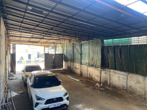 ឃ្លាំងជួលនៅលើផ្លូវជាសុផារ៉ា(598) ជិតរង្វង់មូលកាំកូ