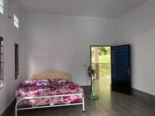 បន្ទប់ជាន់ទីមួយសម្រាប់ជួល