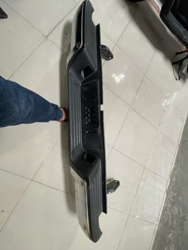 ឈ្នាន់កាងក្រោយ Mazda​ មួយទឹក សំរាប់លក់